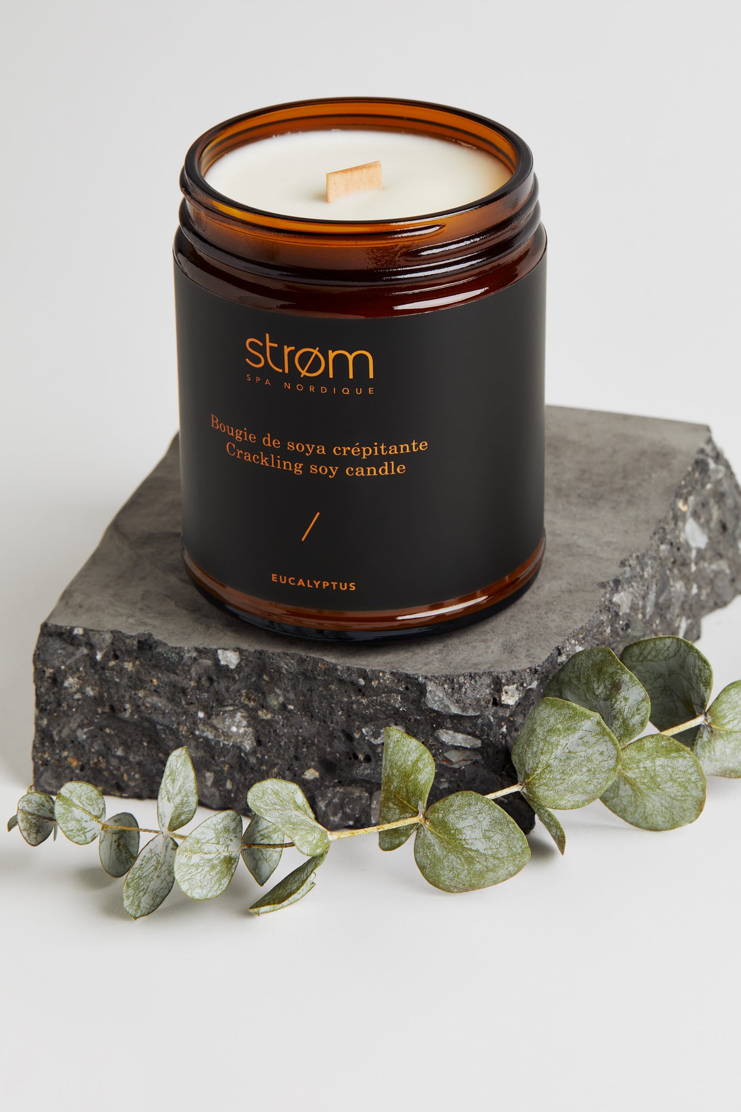 Bougie crépitante - Eucalyptus ( Strøm spa nordique )