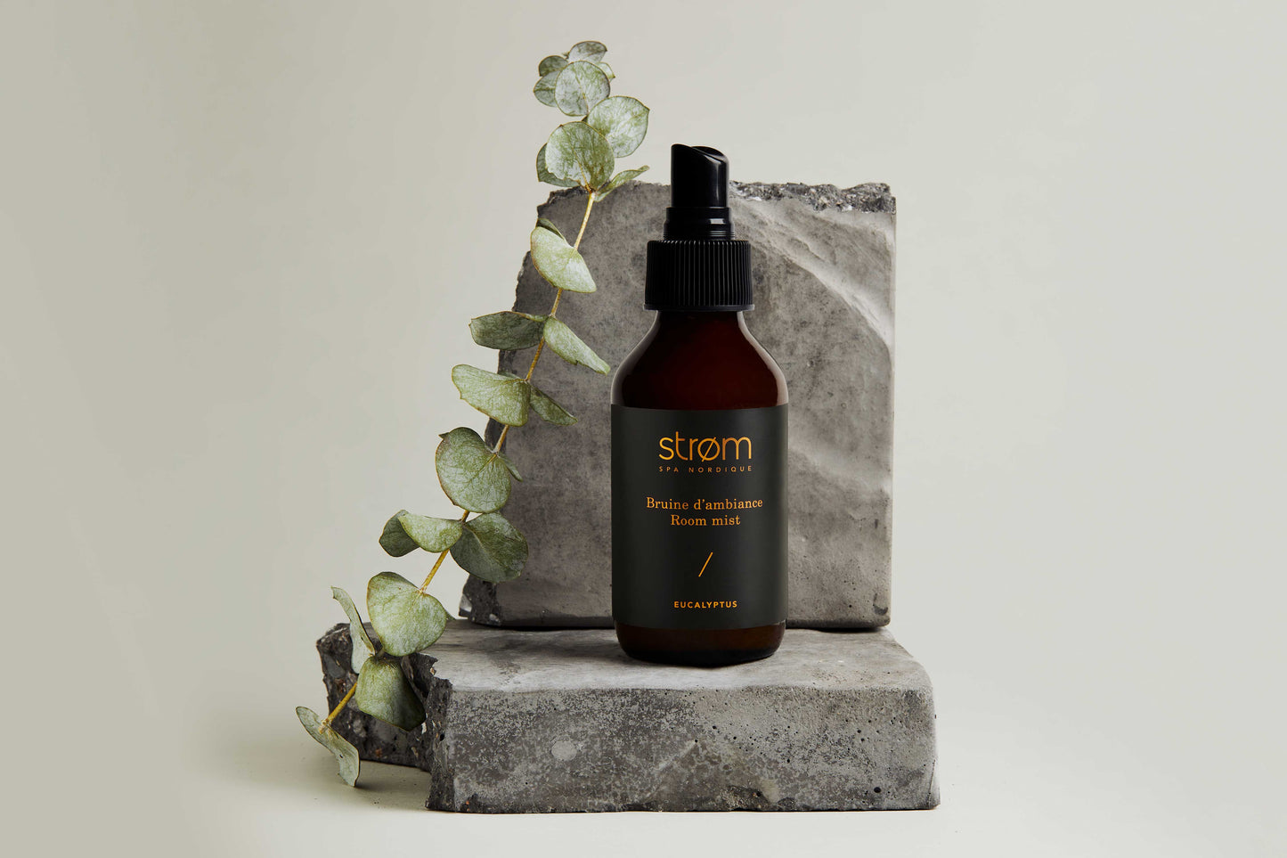 Bruine d'ambiance à l'eucalyptus - ( Strøm spa nordique )