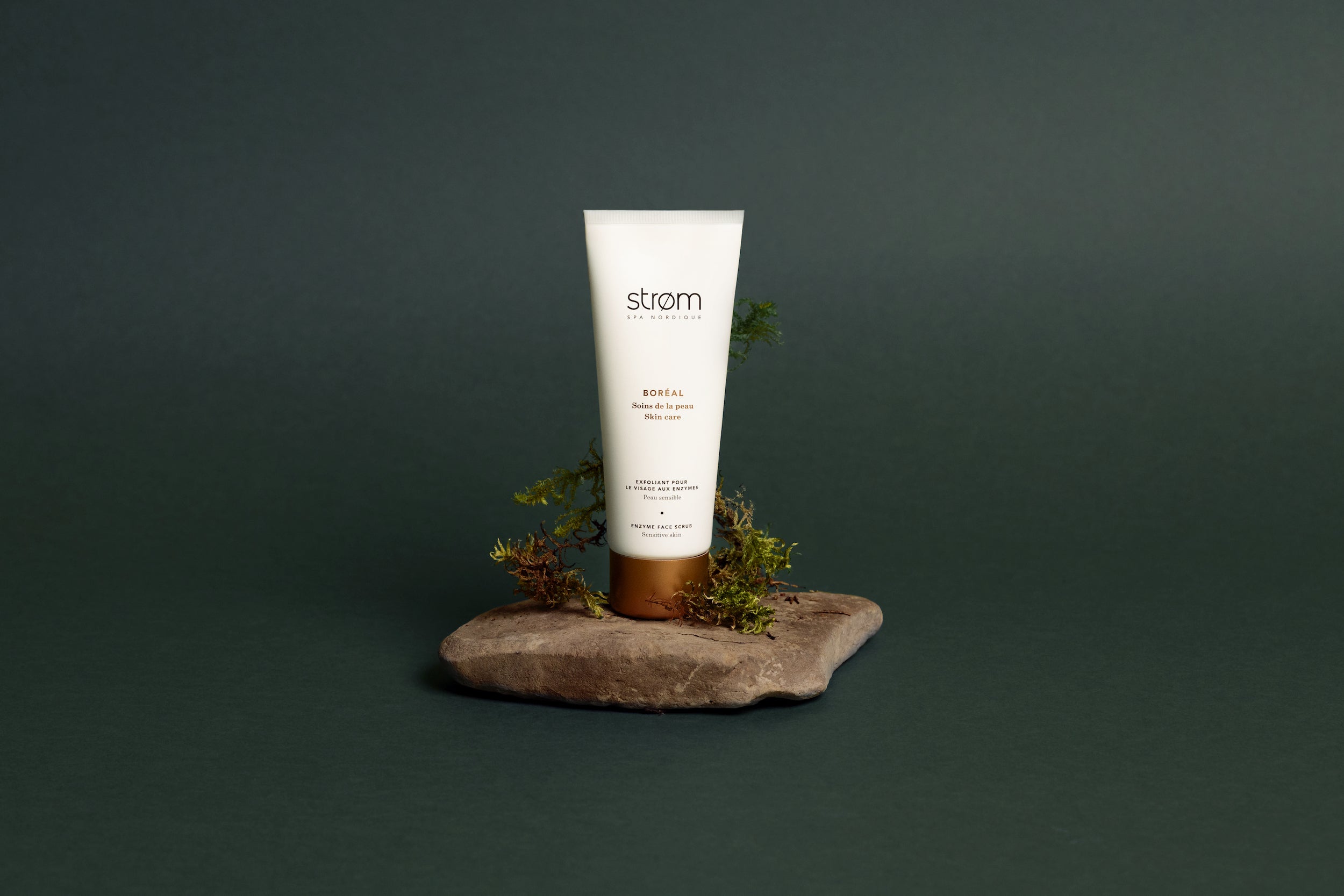 Exfoliant pour le visage aux enzymes – Peau sensible - ( Strøm spa nordique )
