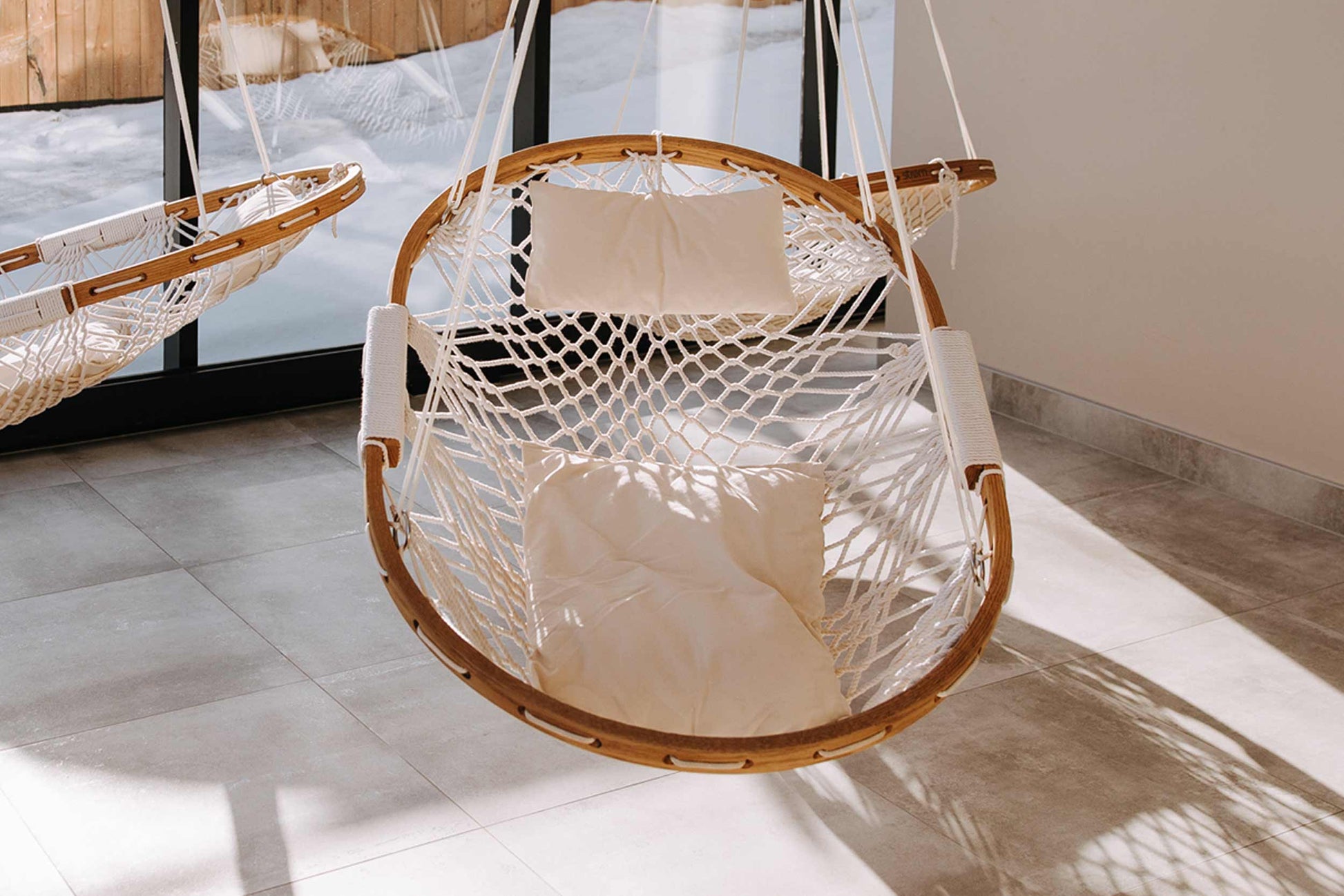 Chaise suspendue - ( Strøm spa nordique )