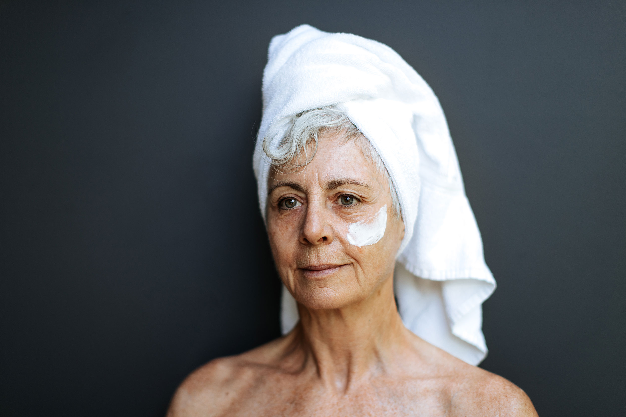 Strom Esthetique HD57 - Les secrets de la peau : Déconstruire 9 mythes entourant les soins de la peau