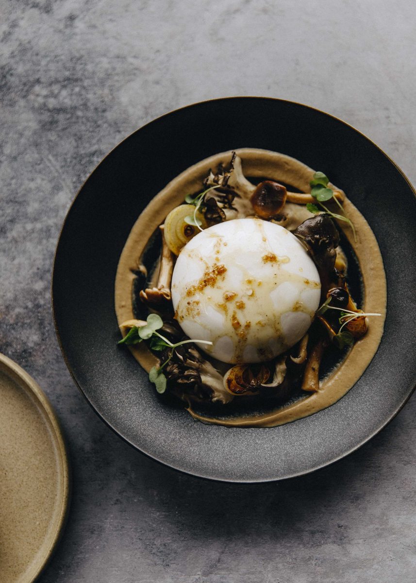 Strom BouffeSS23 HD 9 WEB - Burrata and Mushroom Stir Fry