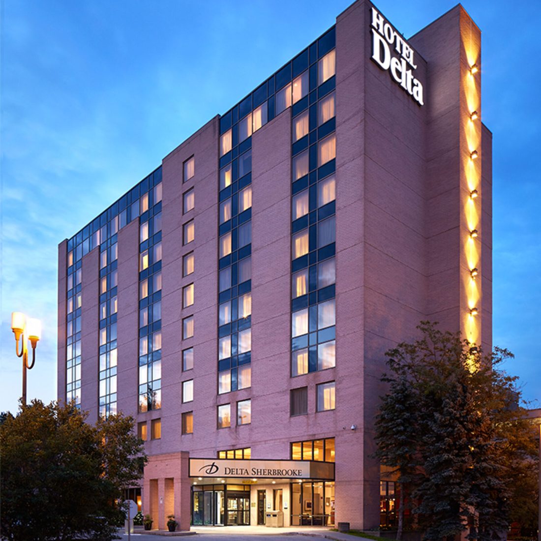 DH YSCDR EXTERIOR web scaled - Delta hotel Marriott