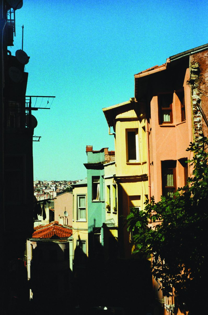 000007380035 Edit - Travelling at a Slow Pace